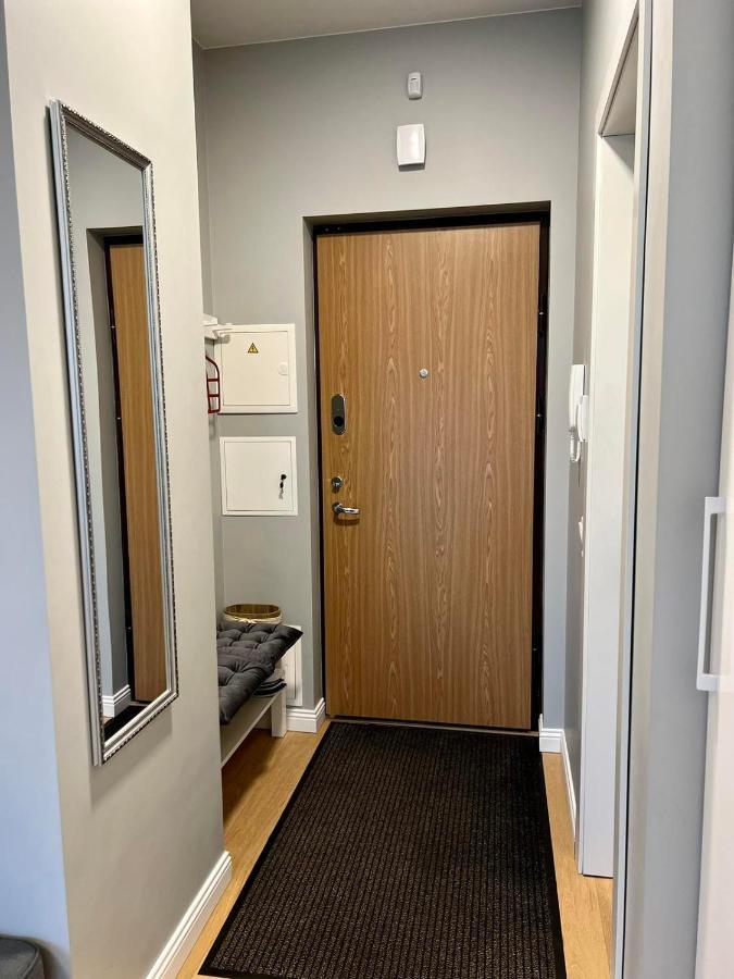 New Apartment,Free Parking In The Center Klaipeda Luaran gambar