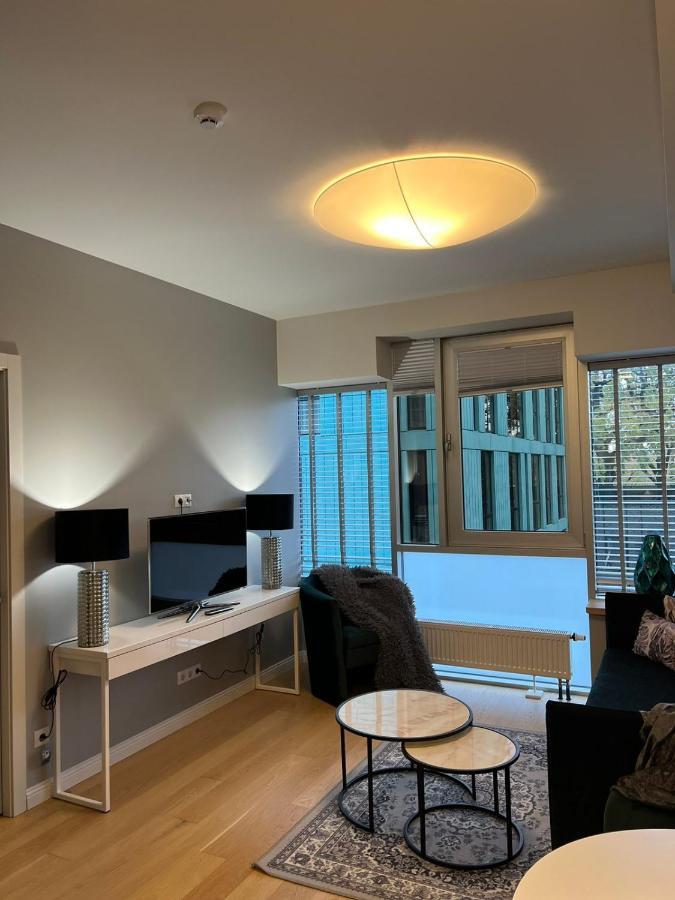 New Apartment,Free Parking In The Center Klaipeda Luaran gambar